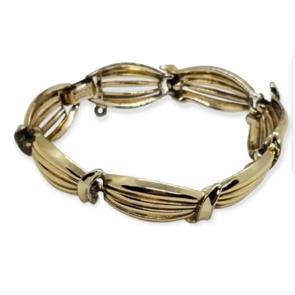 LISNER VINTAGE GOLDTONED SCALLOPED DESIGN LINK BRACELET